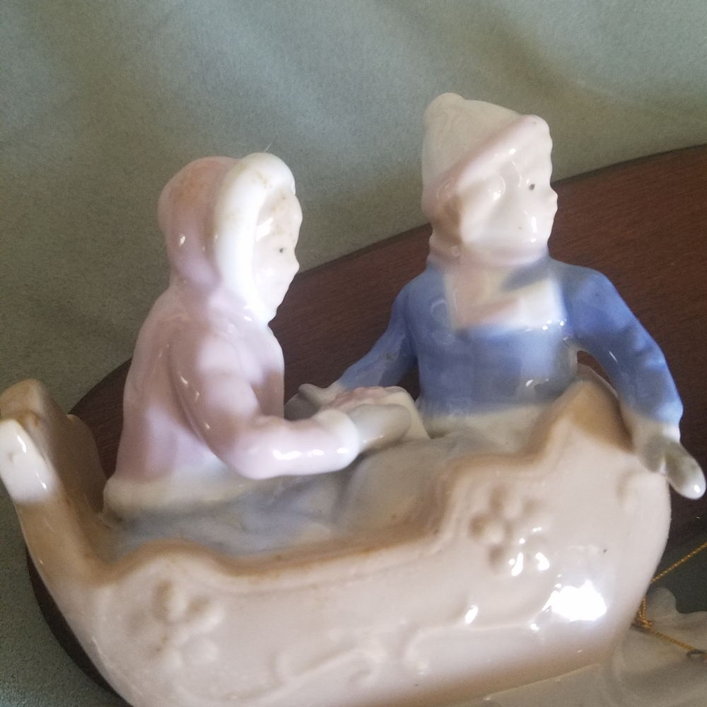 Paul Sebastian's "Sleigh Ride" - Picture 2 of 6
